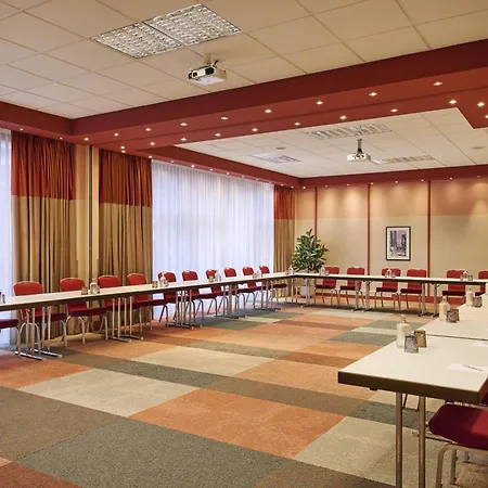 Nh 4* Оберхаузен