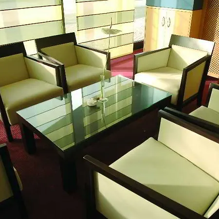 ホテル Nhオーバーハウゼン 4*